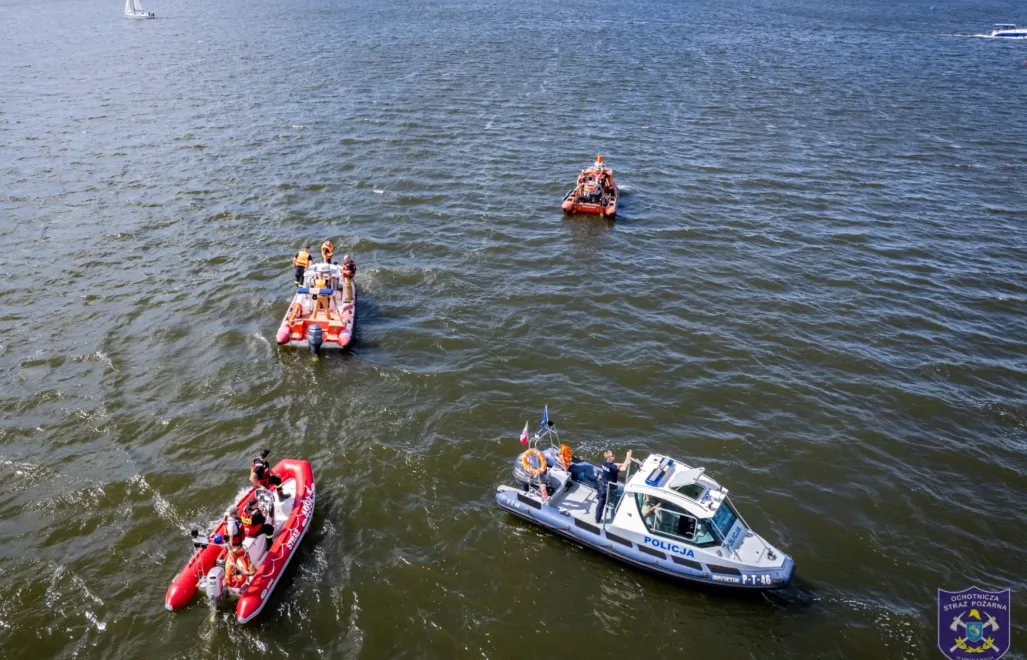 Akcja poszukiwania ciał rodziców 4-latki. Fot. OSP Mikołajki