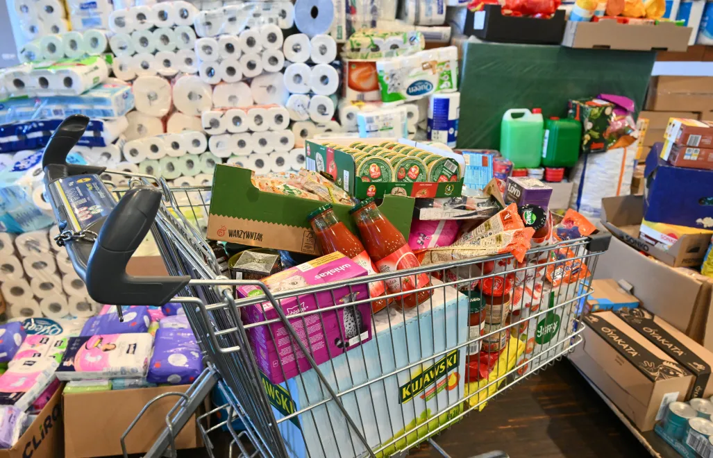 Zbiórka dla powodzian, zdjęcie ilustracyjne, fot. PAP/Maciej Kulczyński