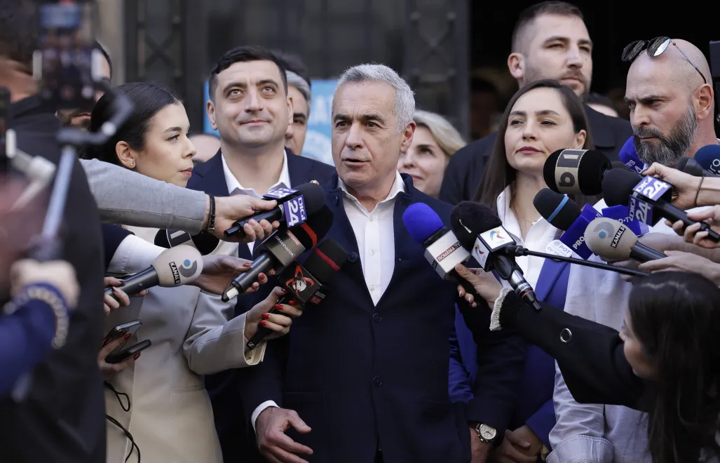 Calin Georgescu. Fot. PAP/EPA/ROBERT GHEMENT