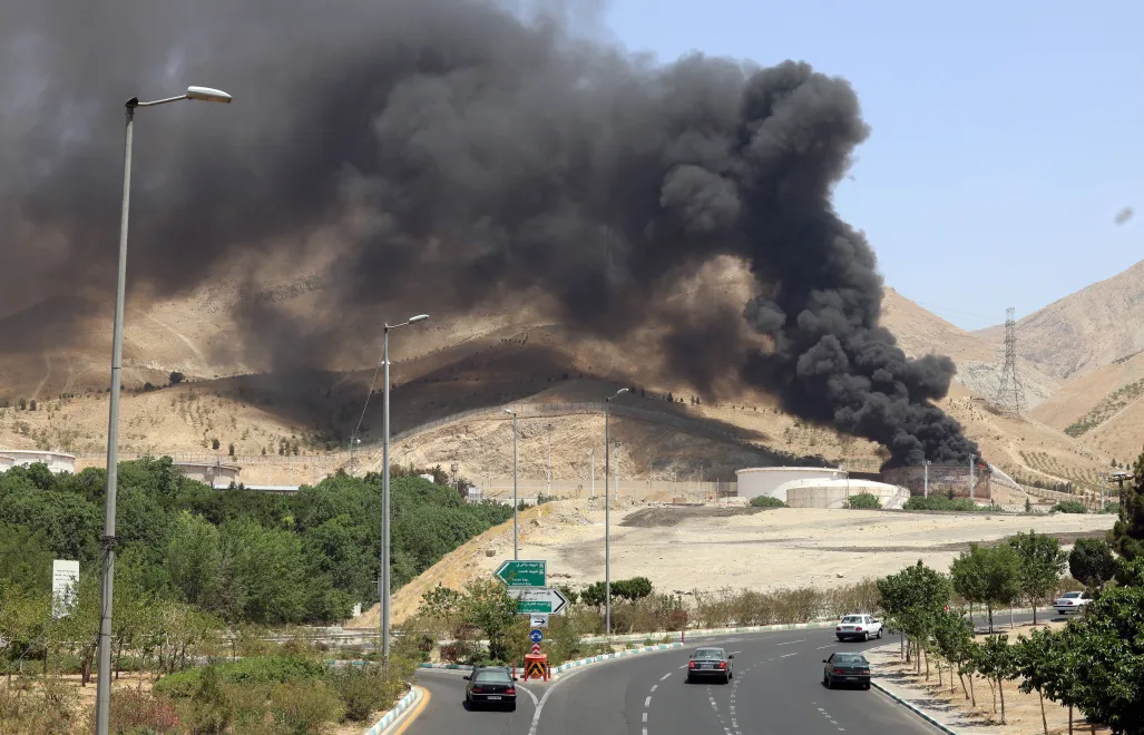 Teheran po ataku rakietowym. Fot. PAP/EPA/ABEDIN TAHERKENAREH