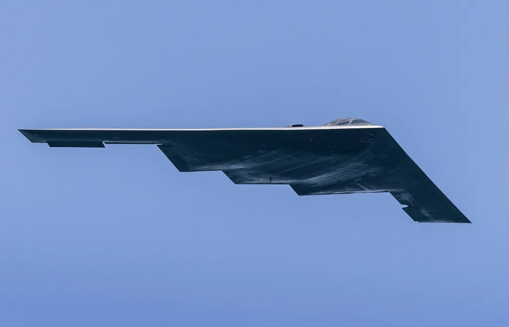 Bombowce stealth B-2 Spirit Sił Powietrznych USA wzięły udział w atakach na obiekty nuklearne w Iranie. Fot. PAP/EPA/	CRISTOBAL HERRERA-ULASHKEVICH