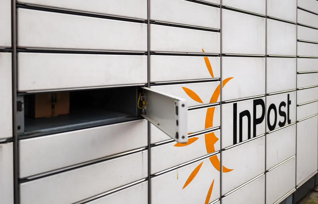 Paczkomat InPost. Fot. PAP/ Albert Zawada