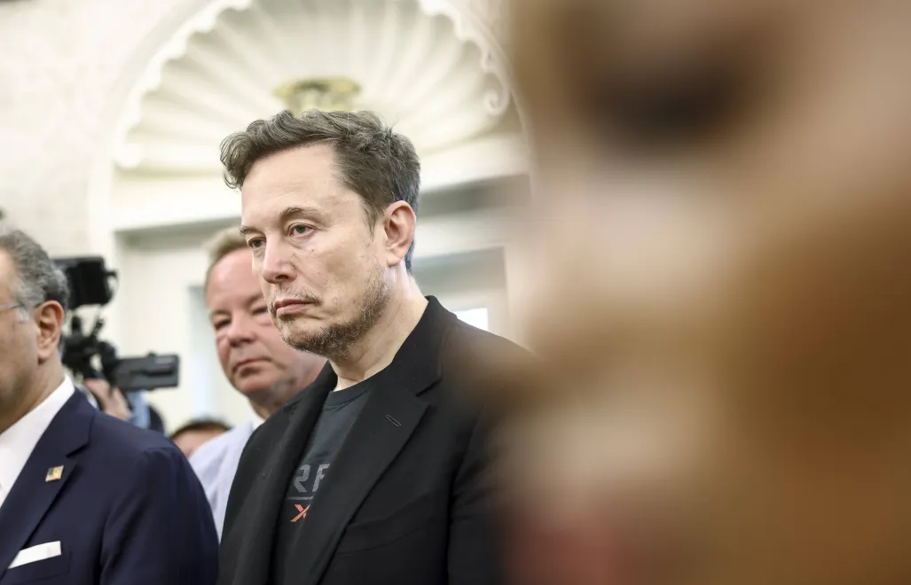 Elon Musk. Fot. PAP/EPA/JIM LO SCALZO