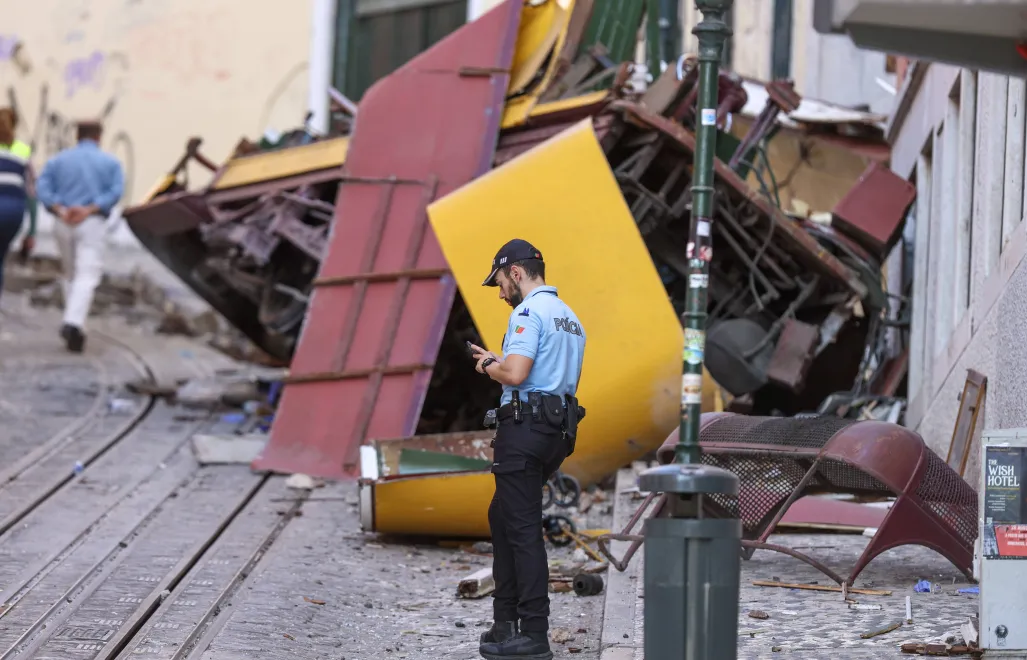 Miejsce wypadku Fot. PAP/EPA/TIAGO PETINGA