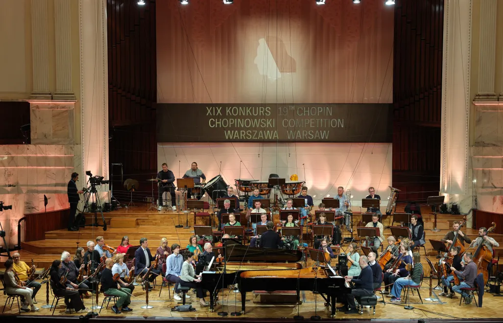 XIX Konkurs Chopinowski - przygotowania do koncertu w Filharmonii Narodowej w Warszawie. Fot. PAP/Szymon Pulcyn