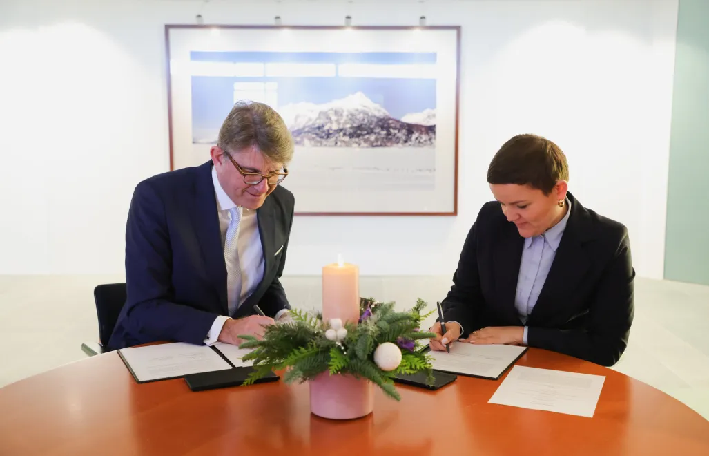 Ministra kultury Marta Cienkowska i pełnomocnik niemieckiego rządu ds. kultury i mediów, minister Wolfram Weimer. Fot. Danuta Matloch/MKiDN