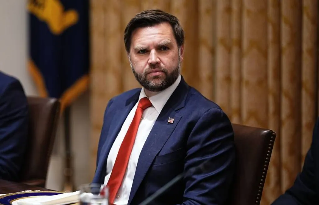 Wiceprezydent USA J.D. Vance. Fot. PAP/EPA/AARON SCHWARTZ / POOL