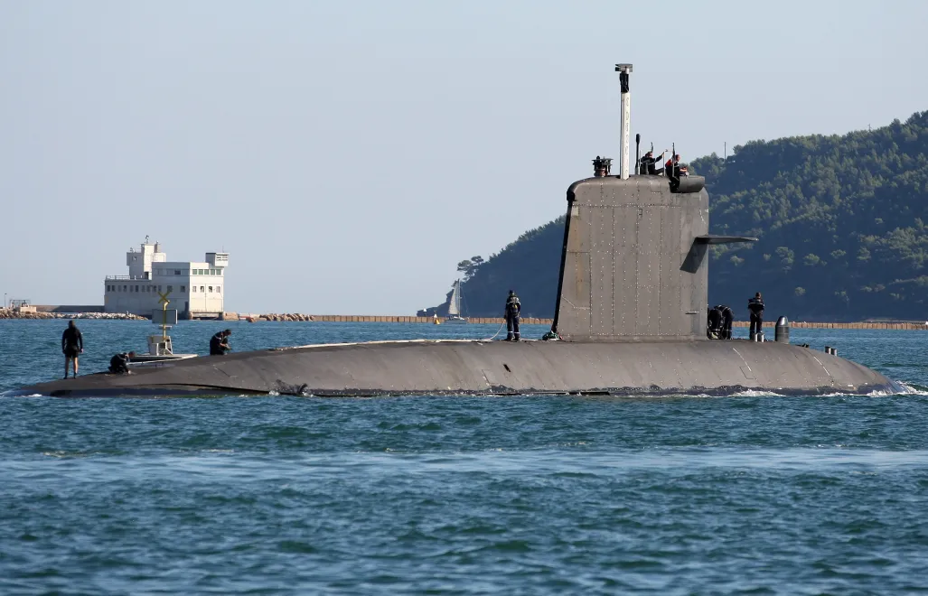 Okręty podwodne z napędem atomowym, zdjęcie ilustracyjne, fot. PAP/EPA/SEBASTIEN NOGIER
