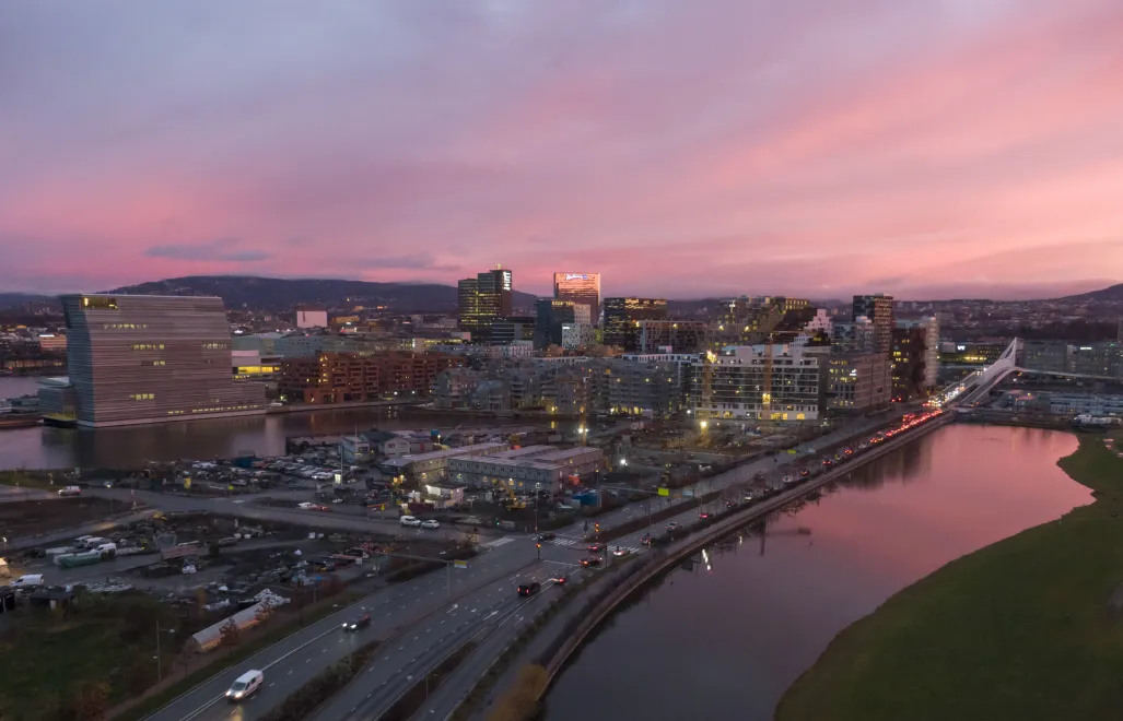 Widok na muzeum Muncha w Oslo, zdjęcie ilustracyjne, fot. PAP/EPA/NTB/Cornelius Poppe