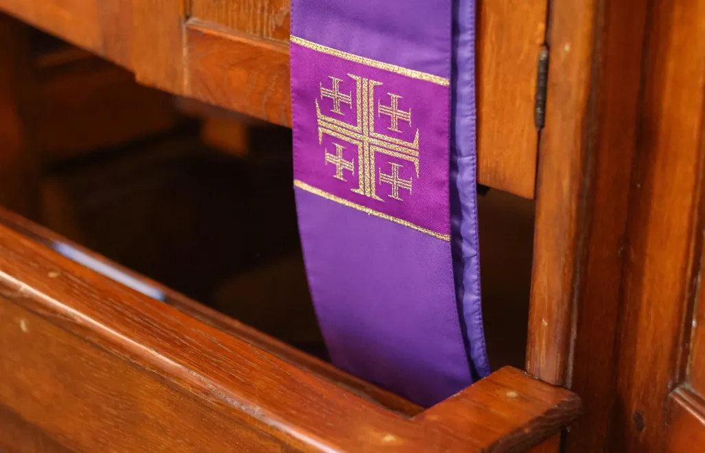 Konfesjonał Fot. PAP/Albert Zawada