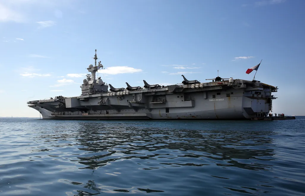 Francuski lotniskowiec Charles de Gaulle Fot. PAP/EPA/ORESTIS PANAGIOTOU