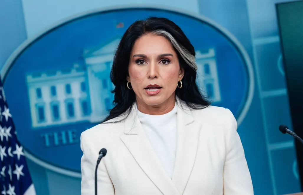 Tulsi Gabbard. Fot. PAP/EPA/	ERIC LEE / POOL