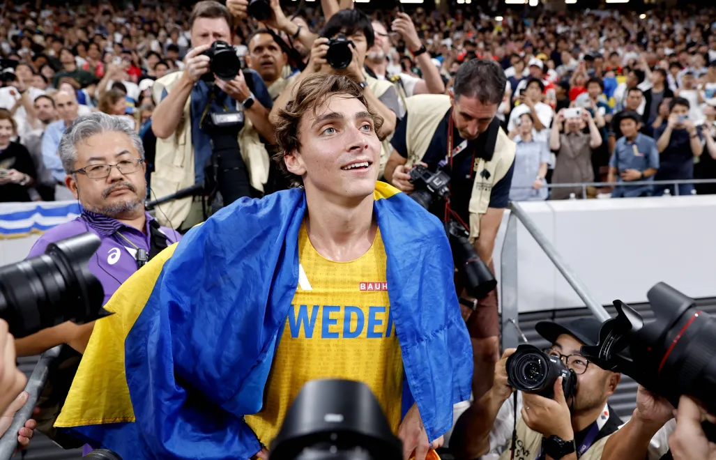 Szwedzki tyczkarz Armand Duplantis. Fot. PAP/EPA/	MAST IRHAM