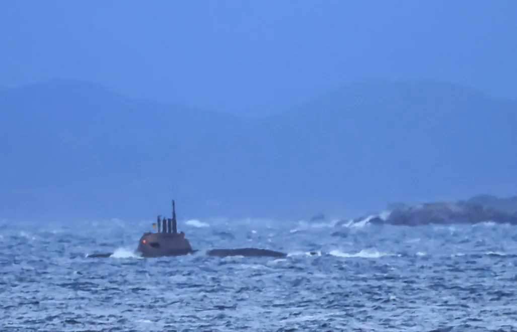 Niemiecki okręt podwodny U32 (Typ 212A). Fot. PAP/EPA/HANNIBAL HANSCHKE 