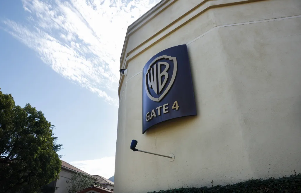 Logo Warner Bros. Fot. PAP/EPA/CAROLINE BREHMAN