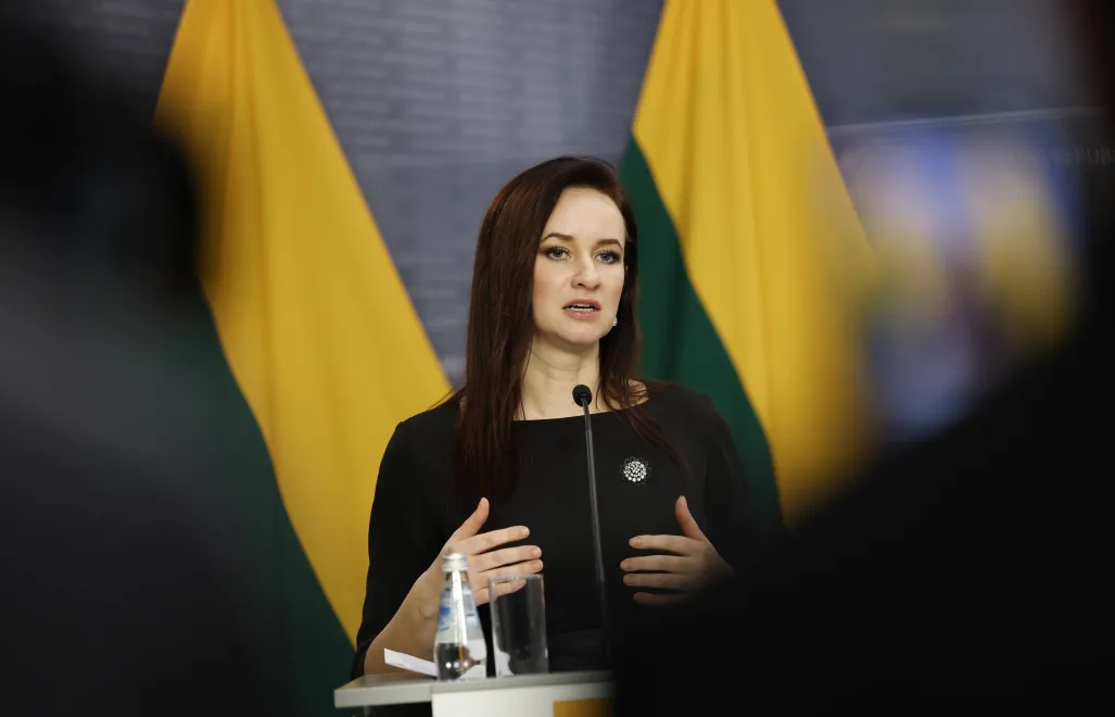 Premier Litwy Inga Ruginiene. Fot. PAP/EPA/TOMS KALNINS