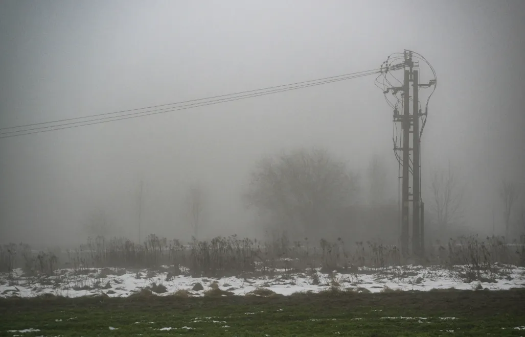 Gęsta mgła. Fot. PAP/Darek Delmanowicz