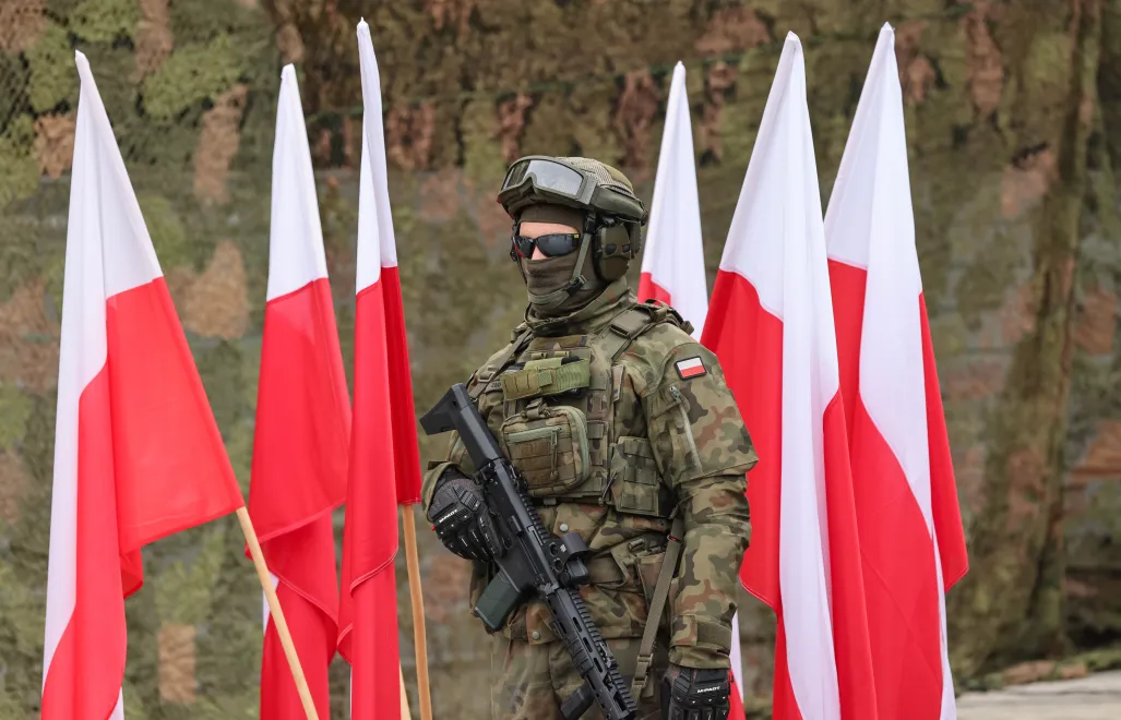 rzysięga wojskowa żołnierzy 17. Opolskiej Brygady Wojsk Obrony Terytorialnej na Rynku w Nysie Fot. PAP/Krzysztof Świderski