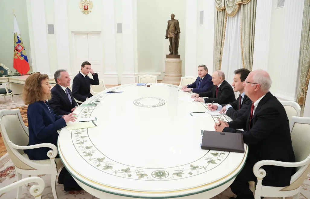 Rozmowy administracji rosyjskiej i amerykańskiej na Kremlu, fot. PAP/EPA/ALEXANDER KAZAKOV / SPUTNIK / KREMLIN POOL