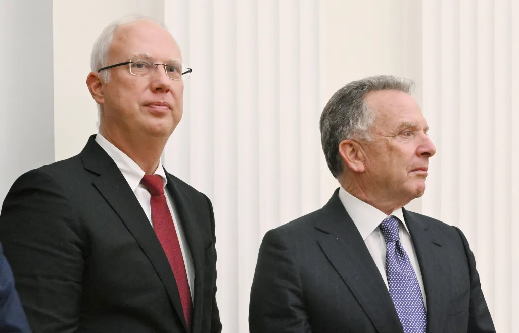 Кирило Дмитрієв і Стів Віткофф. Fot. PAP/EPA/KRISTINA KORMILITSINA / SPUTNIK / KREMLIN POOL 