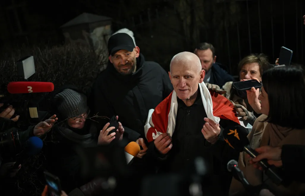  Białoruski działacz społeczny, polityk, obrońca praw człowieka i więzień polityczny Aleś Bialacki. Fot. PAP/	Valdemar Doveiko