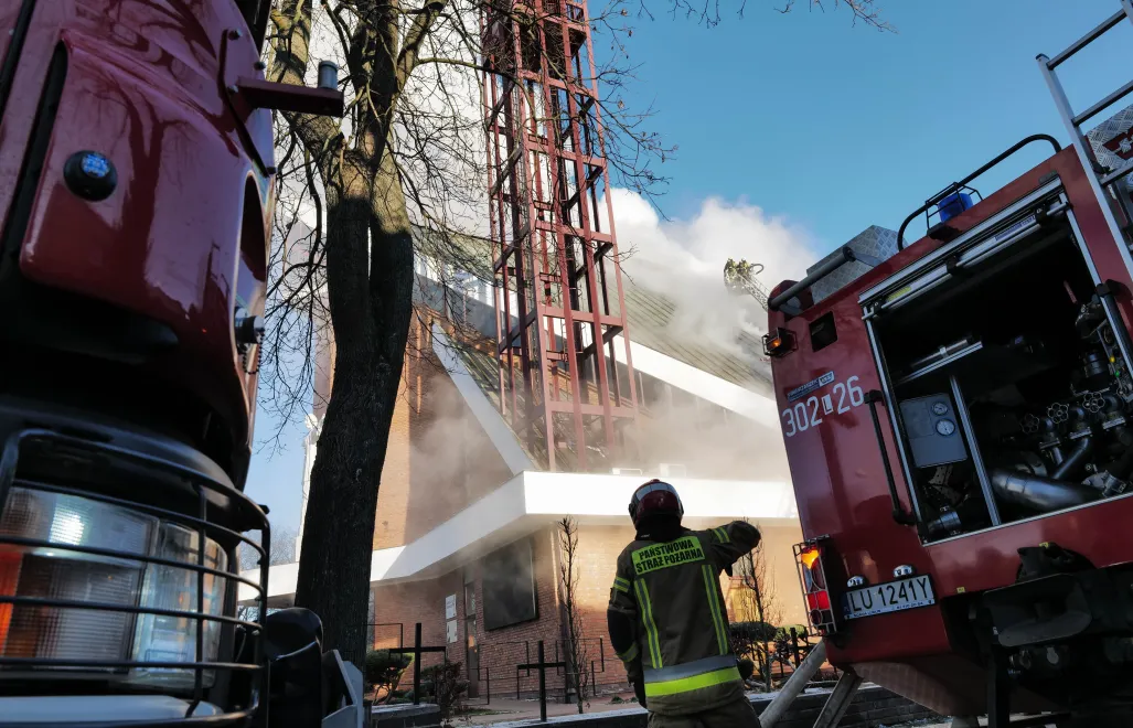 Pożar kościoła w Lublinie. Fot. PAP/Karol Zienkiewicz