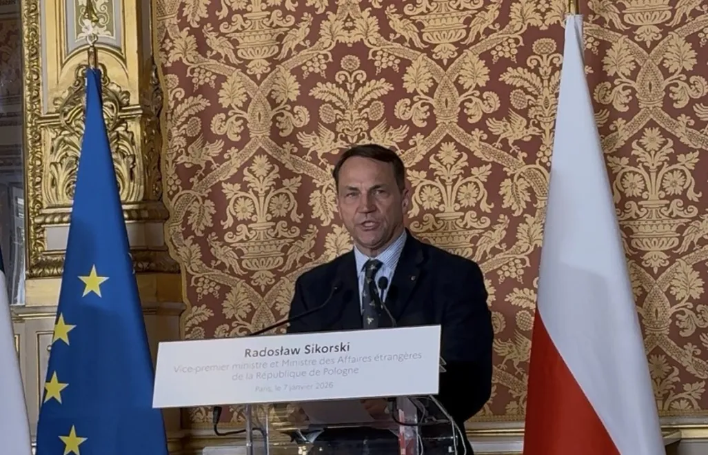 Радослав Сикорский во время визита в Париж. Fot. X@MSZ_RP