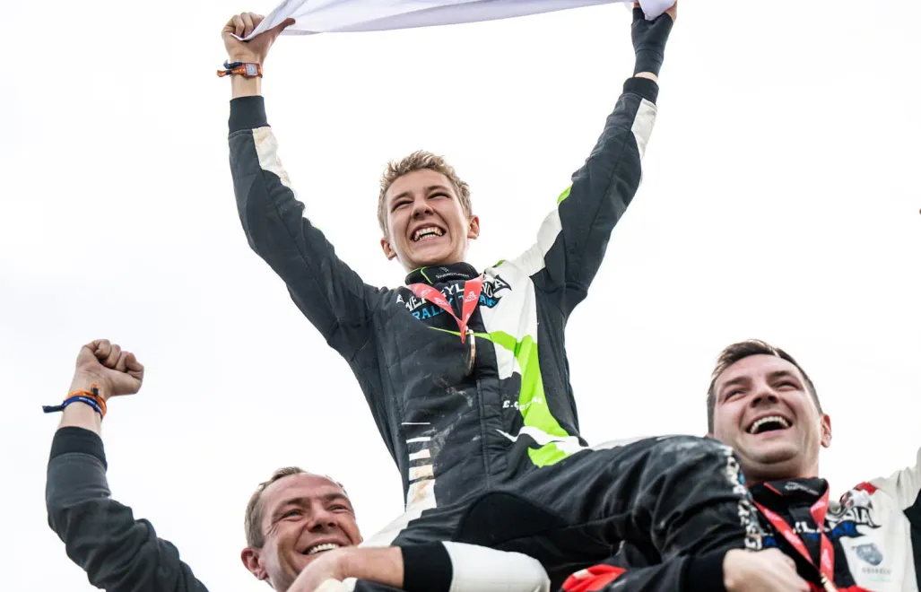 Pierwsze zwycięstwo 21-letniego Polaka w kategorii samochodów. Fot. FB/Energylandia Rally Team (zdjęcie ilustracyjne)