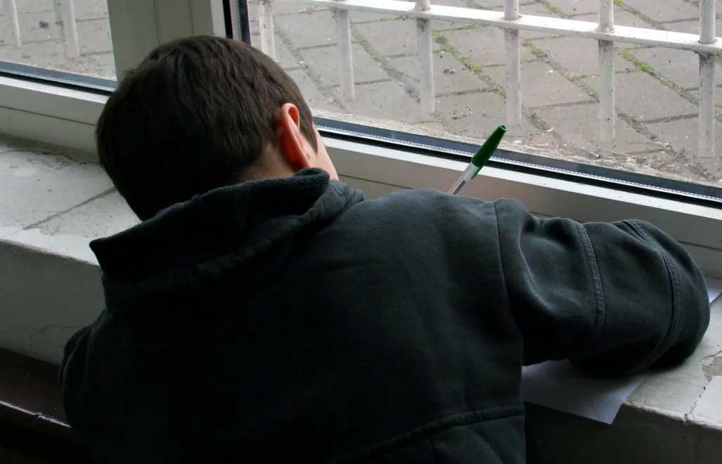 Nastolatek - zdjęcie ilustracyjne Fot. PAP/Krzysztof Świderski