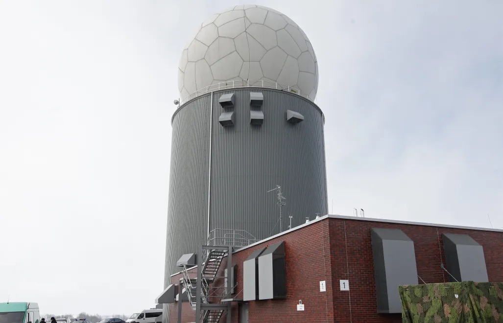 Posterunek radiolokacyjny dalekiego zasięgu Fot. PAP/Artur Reszko