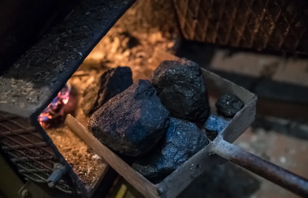 Piec opalany węglem Fot. PAP/Wojciech Pacewicz