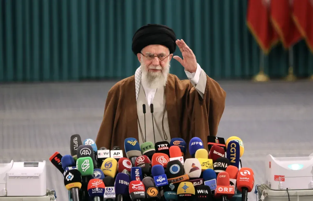 Ajatollah Ali Chamenei. Fot. PAP/EPA/ABEDIN TAHERKENAREH