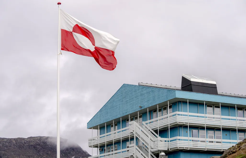 Прапор Гренландії, фотоілюстрація. Fot. PAP/EPA/Ida Marie Odgaard