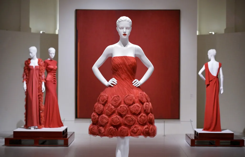 Wystawa Orizzonti - Rosso (Horyzonty - Czerwone) w PM23 Fundacji Valentino Garavaniego i Giancarlo Giammettiego w Rzymie. Fot. EPA/RICCARDO ANTIMIANI