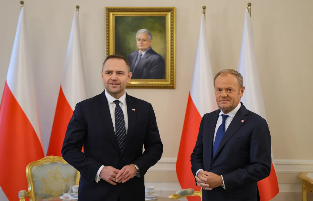 Karol Nawrocki (L) i Donald Tusk (P). Fot. PAP/Paweł Supernak