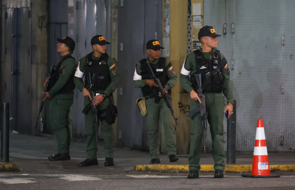 Atak USA na Wenezuelę. Fot. PAP/EPA/MIGUEL GUTIERREZ