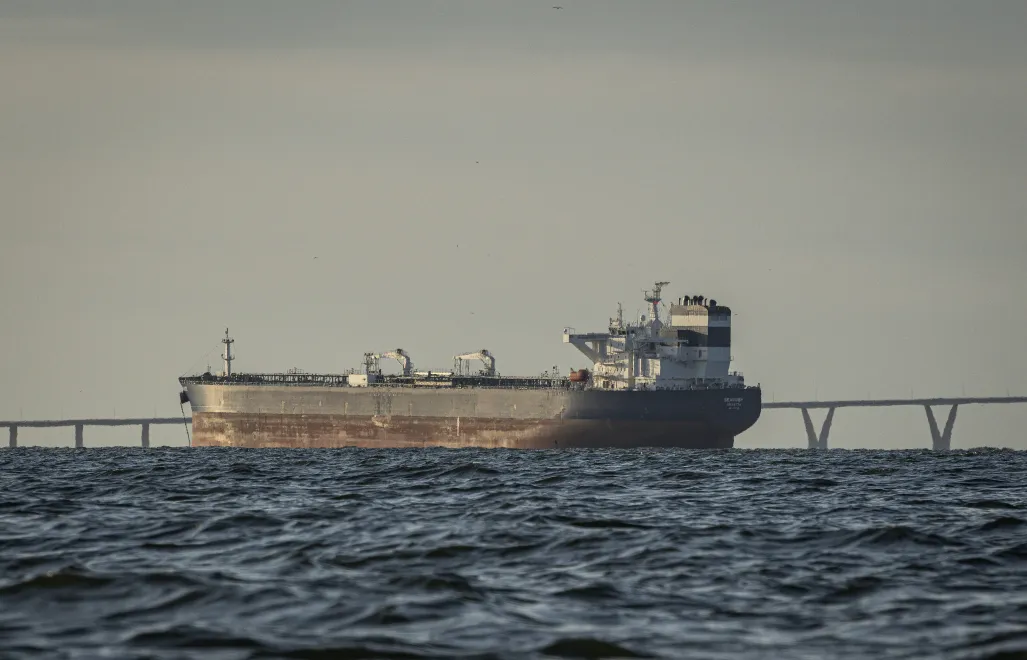 Tankowiec (zdjęcie ilustracyjne). Fot. EPA/HENRY CHIRINOS