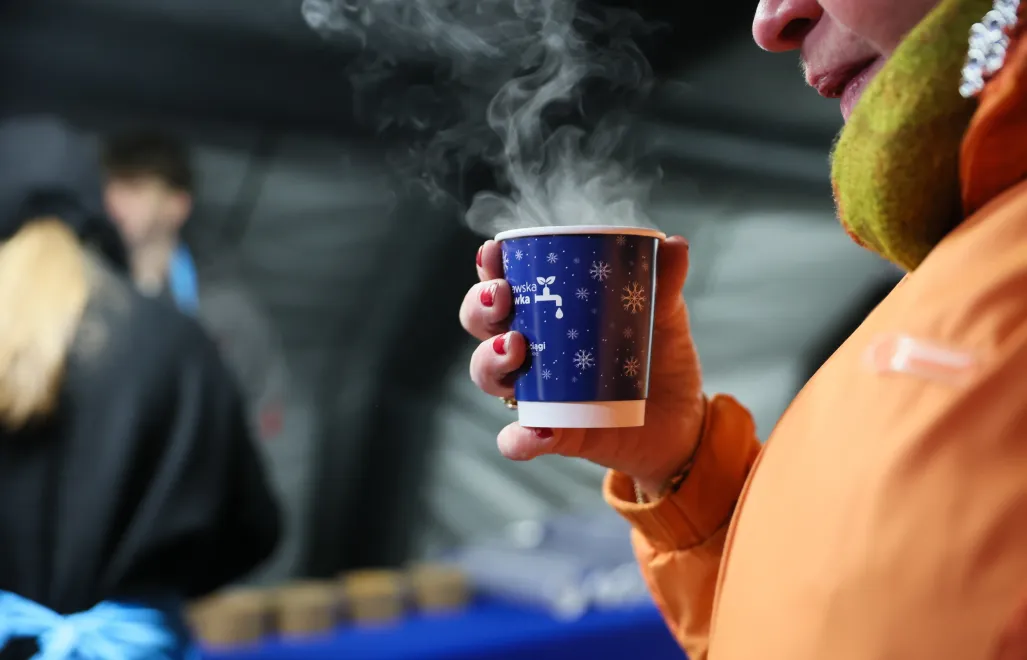 Od soboty znowu zostaną rozstawione ogrzewane namioty. Fot. PAP/	Leszek Szymański