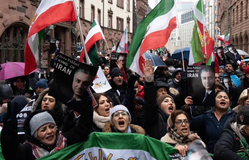 Protest dotyczący sytuacji w Iranie, odbywający się w Niemczech. Zdj. ilustracyjne. Fot. PAP/EPA/Matias Basualdo
