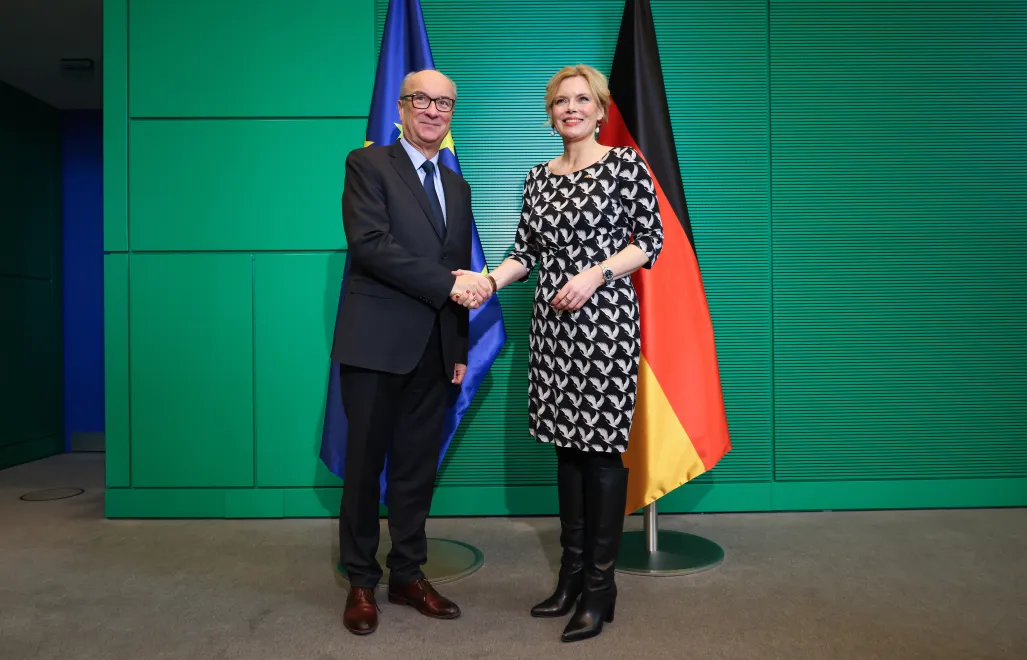 Marszałek Sejmu Włodzimierz Czarzasty i przewodnicząca Bundestagu Julia Kloeckner, fot. PAP/EPA/Albert Zawada