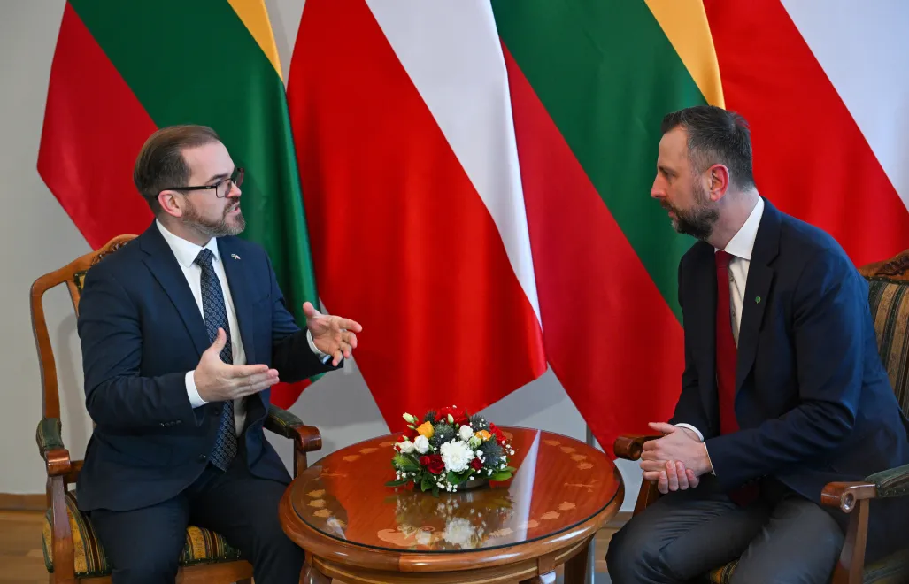 Робертас Каунас і Владислав Косіняк-Камиш. Fot. PAP/Radek Pietruszka