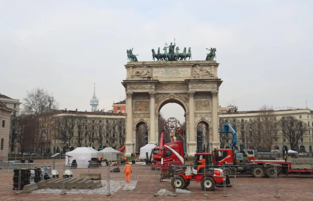 Trwają przygotowania do Zimowych Igrzysk Olimpijskich Mediolan-Cortina 2026 w Mediolanie we Włoszech. Fot. PAP/EPA/PAOLO SALMOIRAGO