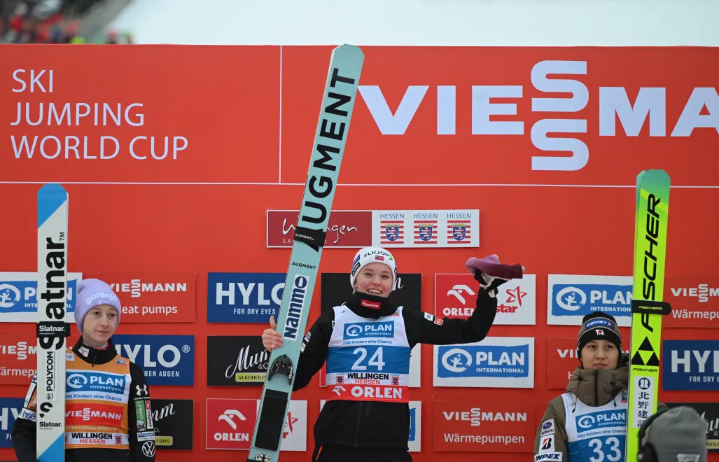 Prevc odniósł 19. zwycięstwo w konkursie PŚ w karierze. Fot. PAP/EPA/FABIAN STRAUCH