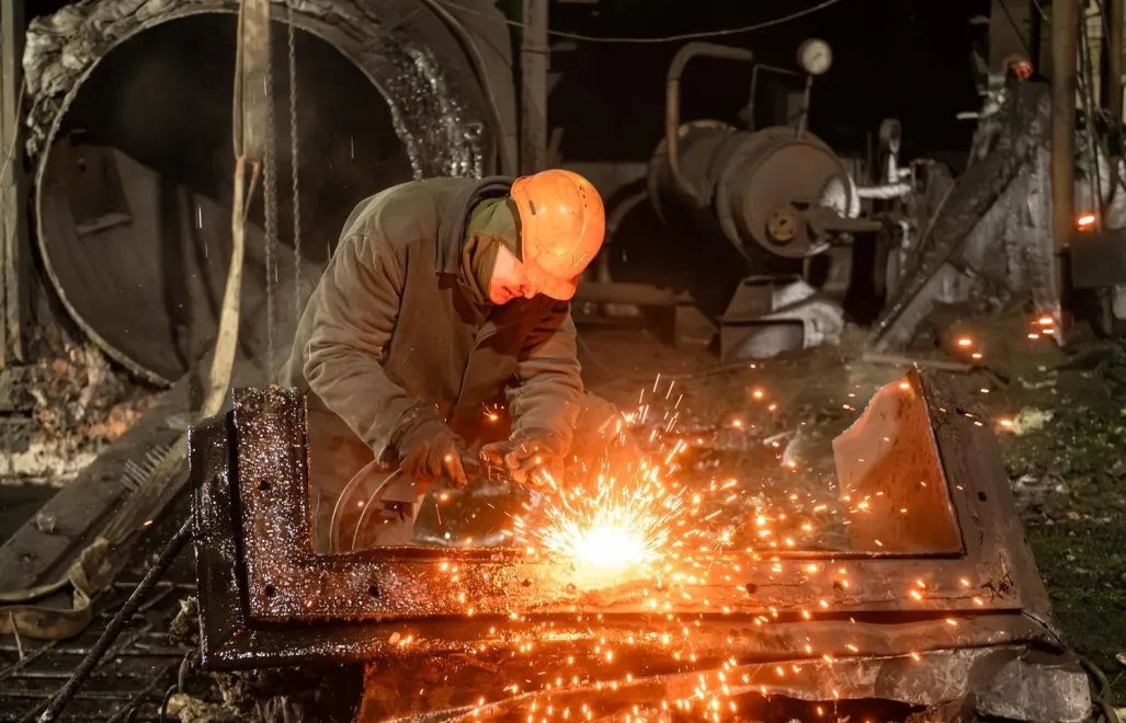 Украина. Ремонтные работы в энергетическом секторе. Fot. Facebook/Міністерство енергетики України