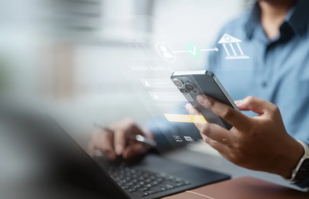 PKO BP: utrudnienia w korzystaniu z serwisów i aplikacji, karty działają bez problemu. Fot. Adobe Stock/ Garun Studios