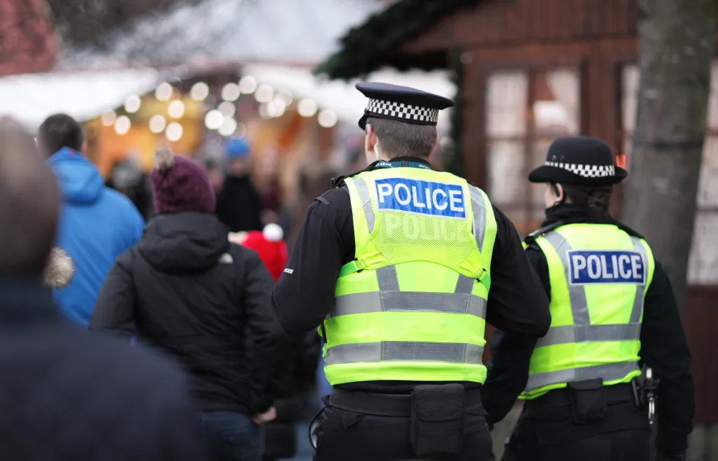 Według służb ratunkowych, co najmniej jedna osoba została zabrana do szpitala. Fot. Adobe Stock/Brian Jackson