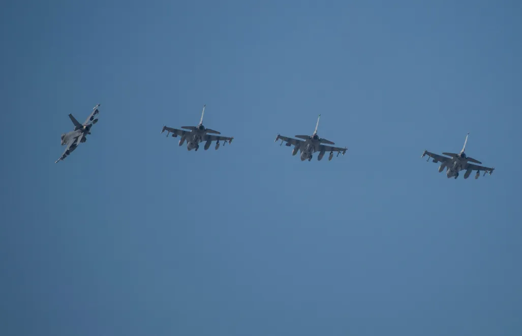 F-16. Fot. PAP/Grzegorz Michałowski (zdjęcie ilustracyjne)