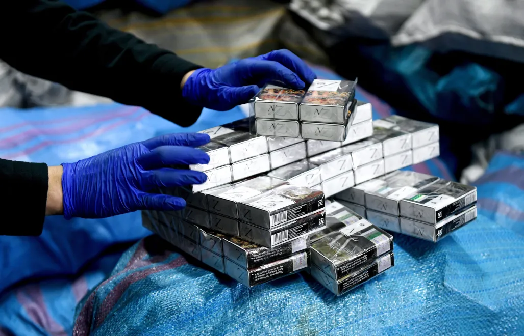 Przemyt papierosów (zdjęcie ilustracyjne). Fot. PAP/Darek Delmanowicz