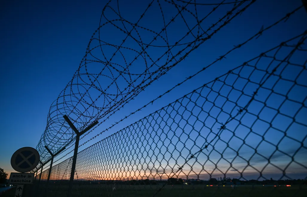 Территория аэропорта. Fot. PAP/Darek Delmanowicz (фотоиллюстрация)