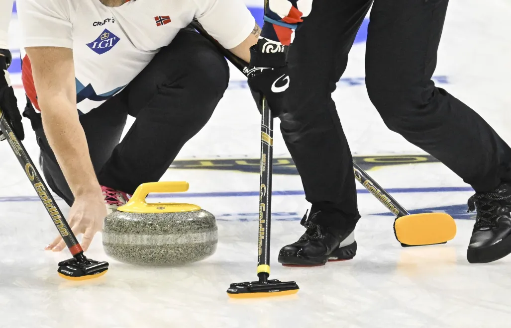 Curling Fot. PAP/EPA/KIMMO BRANDT